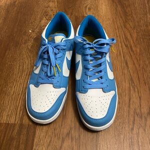 Light blue Nike low dunks. Size 12. Casual/ Basketball shoe